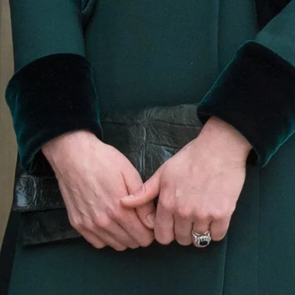 NWT Etui London Dark Green Croc Leather Clutch Crossbody Bag ASO KATE MIDDLETON - Picture 2 of 7